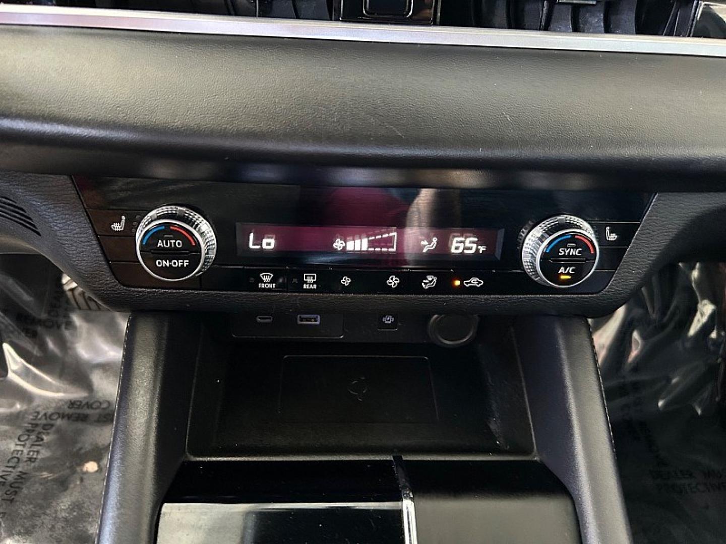 2024 GRAY Mitsubishi Outlander (JA4J3VA85RZ) with an 4-Cyl 2.5 Liter engine, Automatic CVT transmission, located at 412 Auto Vista Drive, Palmdale, 93551, (661) 945-0620, 34.592636, -118.136681 - Photo#21
