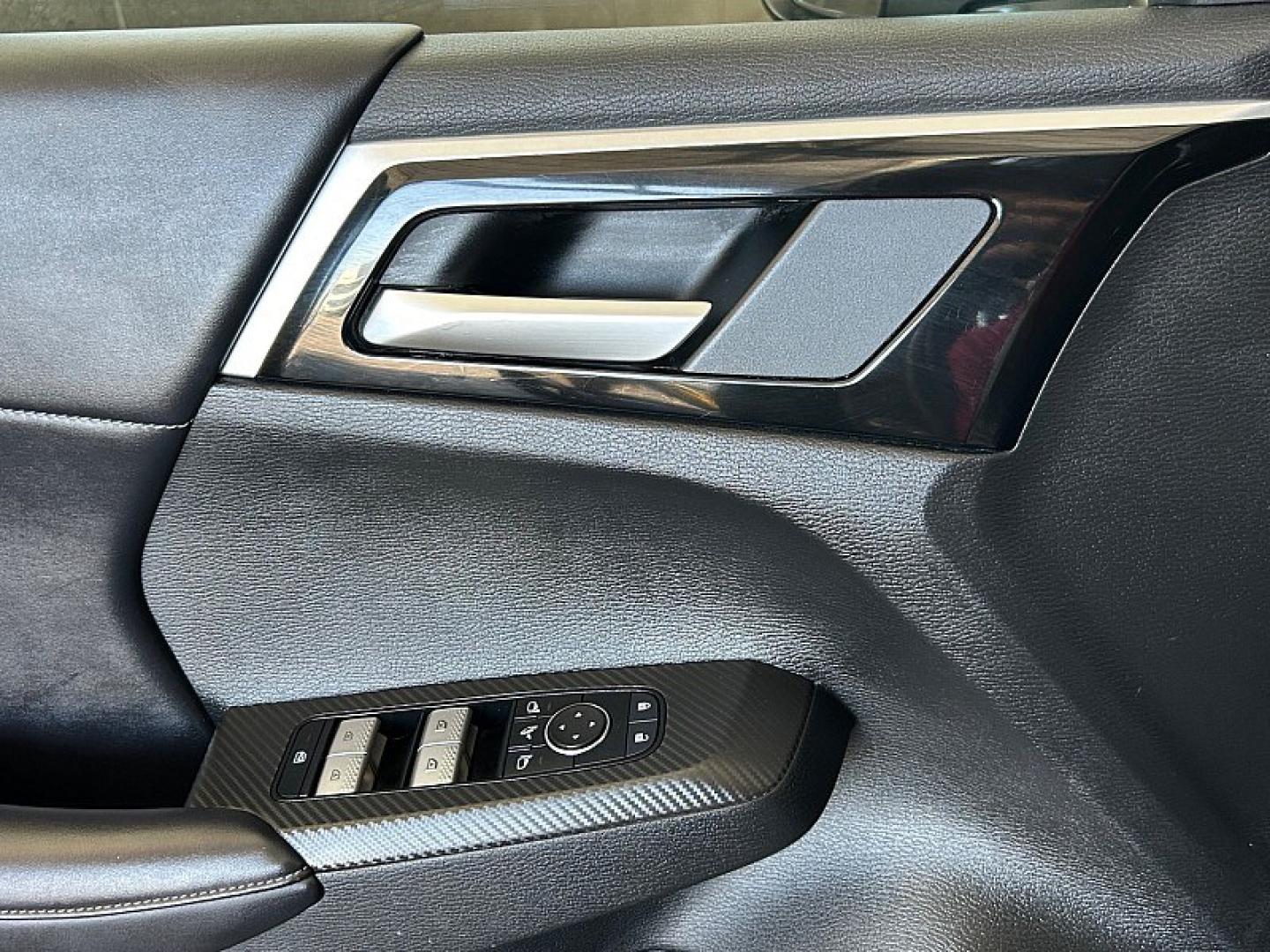2024 GRAY Mitsubishi Outlander (JA4J3VA85RZ) with an 4-Cyl 2.5 Liter engine, Automatic CVT transmission, located at 412 Auto Vista Drive, Palmdale, 93551, (661) 945-0620, 34.592636, -118.136681 - Photo#26