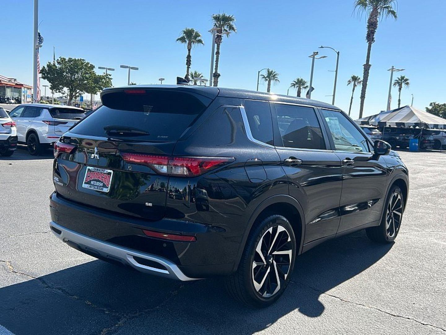 2024 Black Mitsubishi Outlander (JA4J4VA80RZ) with an 4-Cyl 2.5 Liter engine, Automatic CVT transmission, located at 412 Auto Vista Drive, Palmdale, 93551, (661) 945-0620, 34.592636, -118.136681- Photo#2