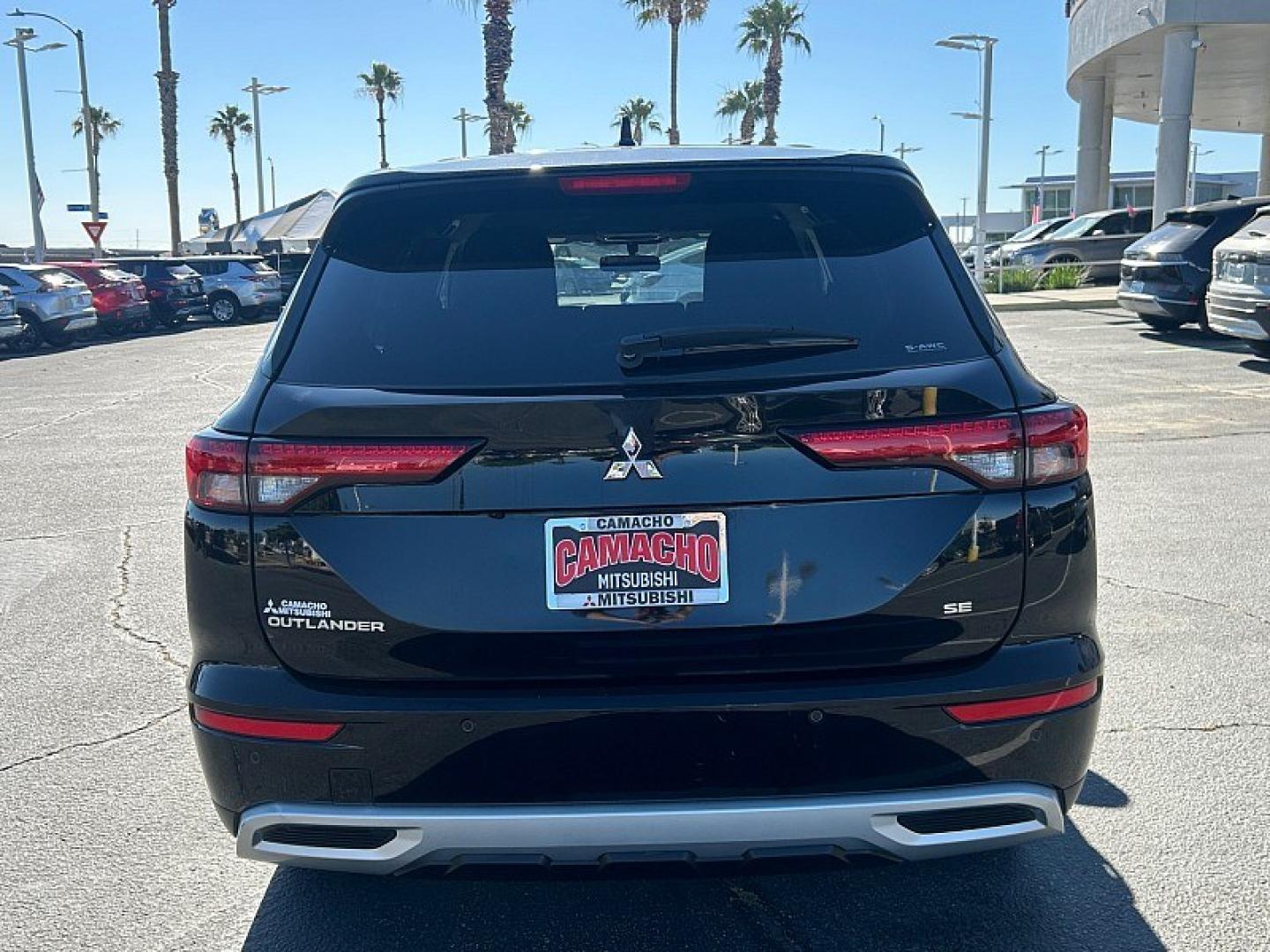 2024 Black Mitsubishi Outlander (JA4J4VA80RZ) with an 4-Cyl 2.5 Liter engine, Automatic CVT transmission, located at 412 Auto Vista Drive, Palmdale, 93551, (661) 945-0620, 34.592636, -118.136681- Photo#3