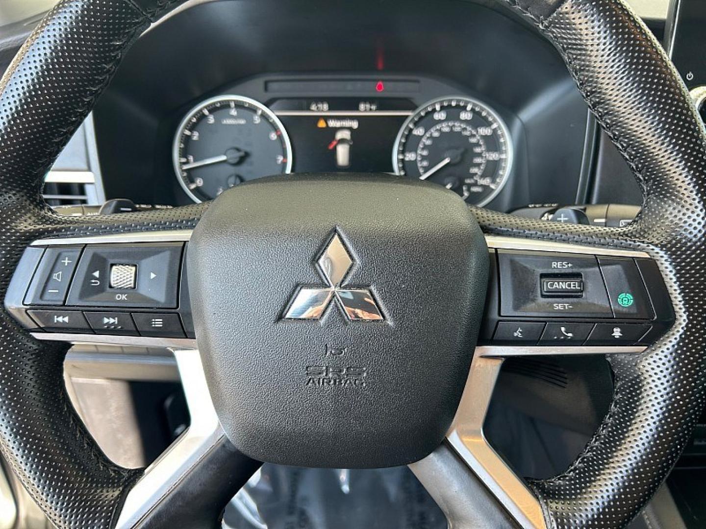 2024 Silver Mitsubishi Outlander (JA4J4VA84RZ) with an 4-Cyl 2.5 Liter engine, Automatic CVT transmission, located at 412 Auto Vista Drive, Palmdale, 93551, (661) 945-0620, 34.592636, -118.136681- Photo#27