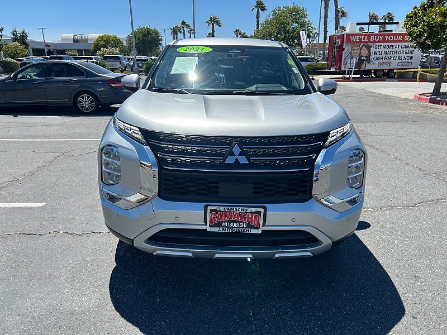 2024 Silver Mitsubishi Outlander (JA4J3VA80RZ) with an 4-Cyl 2.5 Liter engine, Automatic CVT transmission, located at 412 Auto Vista Drive, Palmdale, 93551, (661) 945-0620, 34.592636, -118.136681- Photo#1