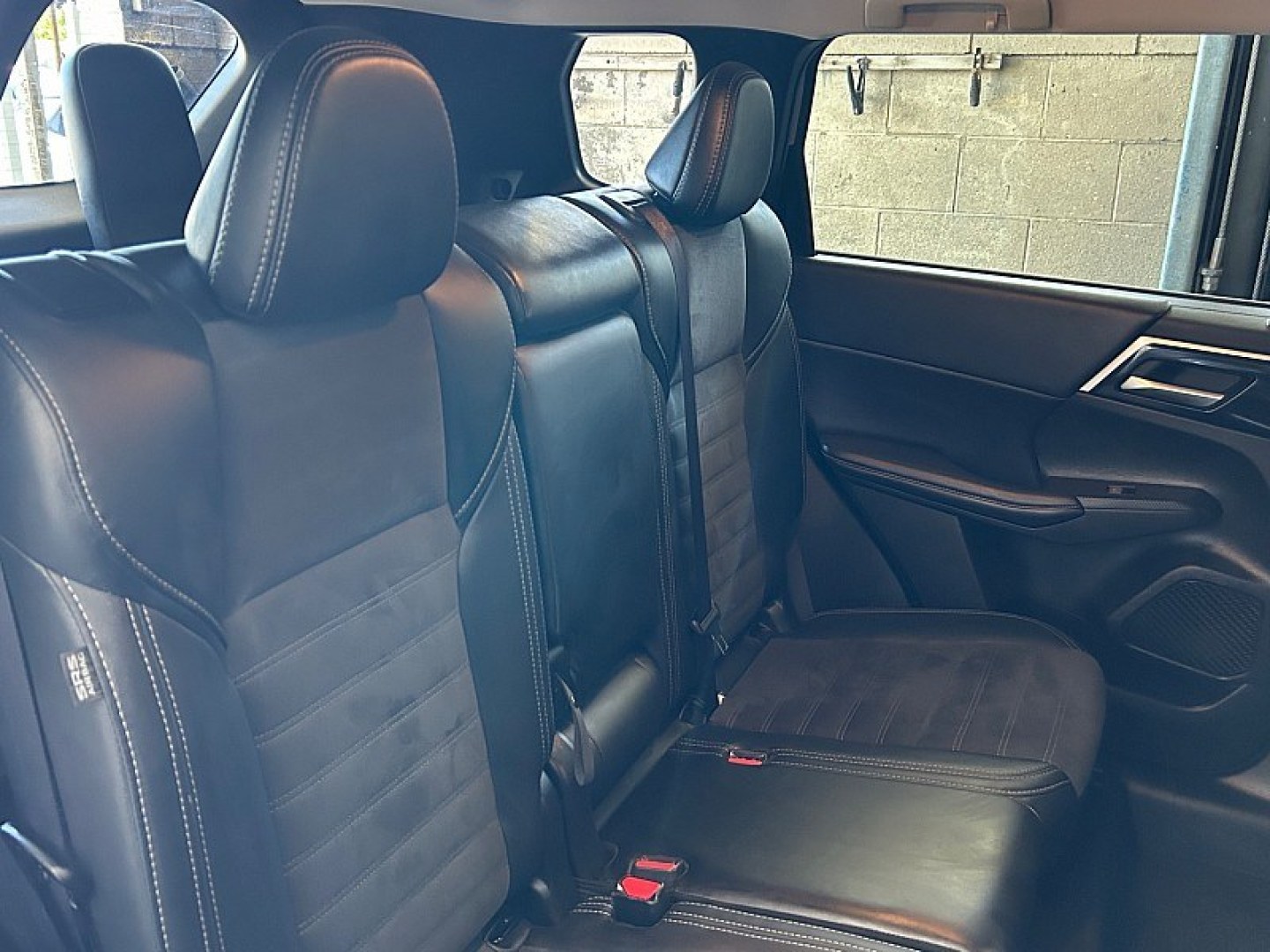2024 Silver Mitsubishi Outlander (JA4J3VA80RZ) with an 4-Cyl 2.5 Liter engine, Automatic CVT transmission, located at 412 Auto Vista Drive, Palmdale, 93551, (661) 945-0620, 34.592636, -118.136681- Photo#23