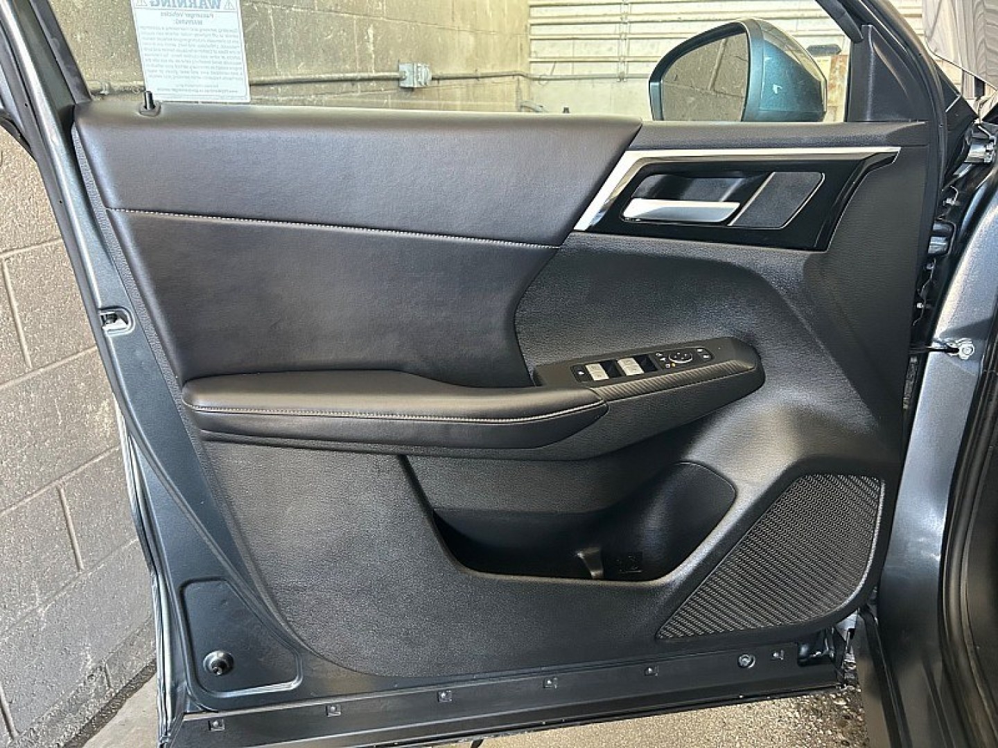 2024 Silver Mitsubishi Outlander (JA4J3VA83RZ) with an 4-Cyl 2.5 Liter engine, Automatic CVT transmission, located at 412 Auto Vista Drive, Palmdale, 93551, (661) 945-0620, 34.592636, -118.136681- Photo#16