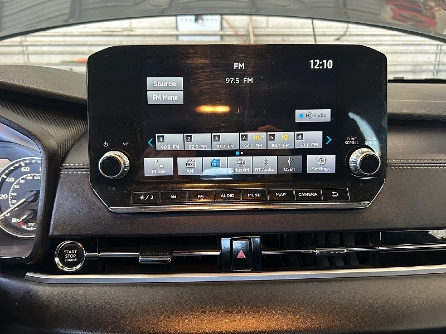 2024 Silver Mitsubishi Outlander (JA4J3VA83RZ) with an 4-Cyl 2.5 Liter engine, Automatic CVT transmission, located at 412 Auto Vista Drive, Palmdale, 93551, (661) 945-0620, 34.592636, -118.136681- Photo#22
