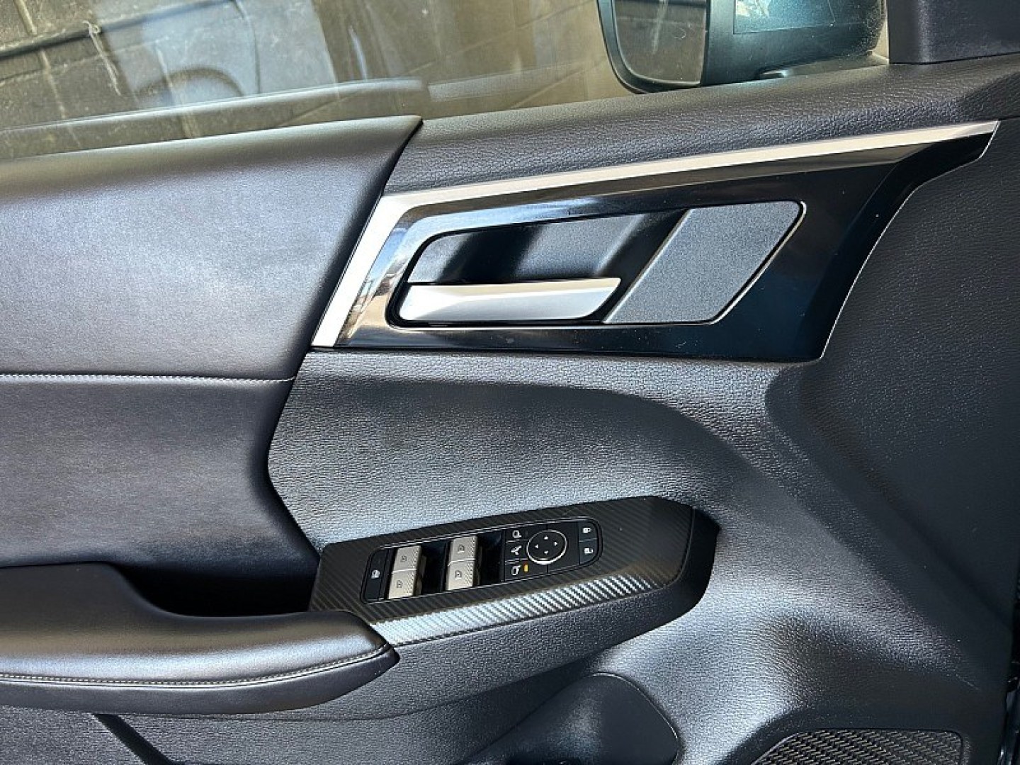 2024 Silver Mitsubishi Outlander (JA4J3VA83RZ) with an 4-Cyl 2.5 Liter engine, Automatic CVT transmission, located at 412 Auto Vista Drive, Palmdale, 93551, (661) 945-0620, 34.592636, -118.136681- Photo#32