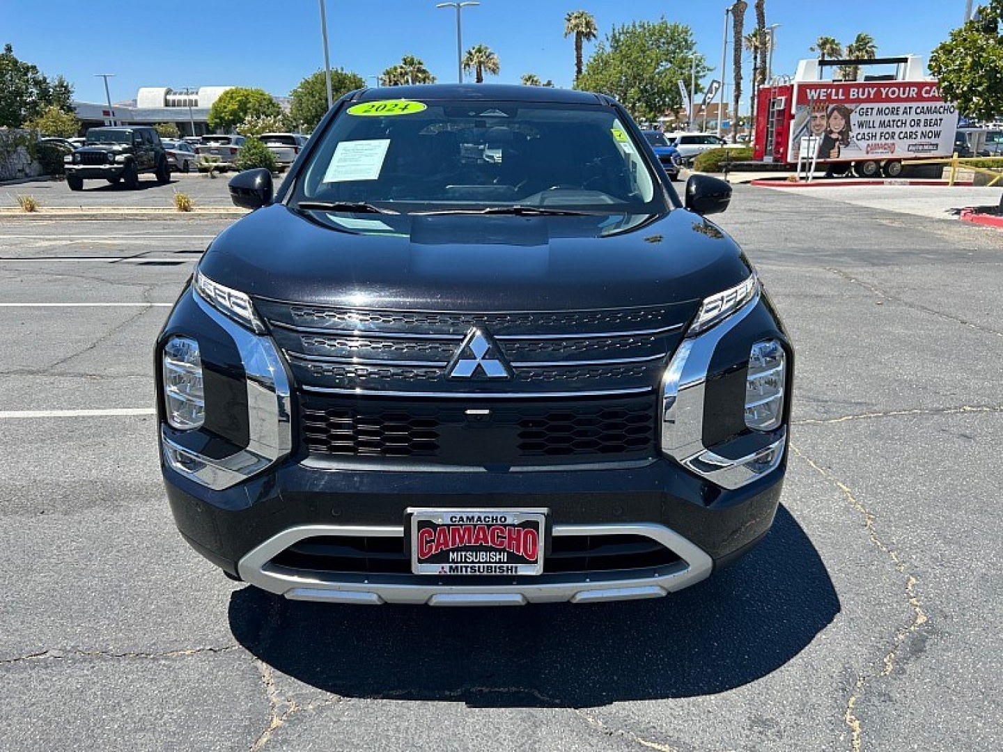 2024 Black Mitsubishi Outlander (JA4J3VA85RZ) with an 4-Cyl 2.5 Liter engine, Automatic CVT transmission, located at 412 Auto Vista Drive, Palmdale, 93551, (661) 945-0620, 34.592636, -118.136681- Photo#1