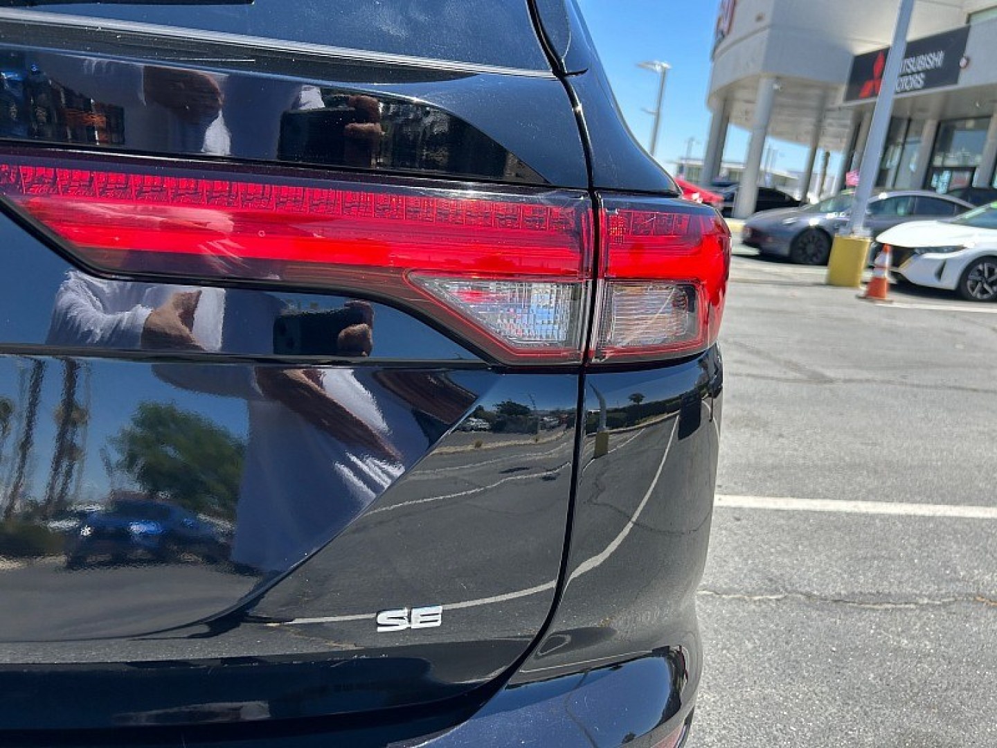 2024 Black Mitsubishi Outlander (JA4J3VA85RZ) with an 4-Cyl 2.5 Liter engine, Automatic CVT transmission, located at 412 Auto Vista Drive, Palmdale, 93551, (661) 945-0620, 34.592636, -118.136681- Photo#12