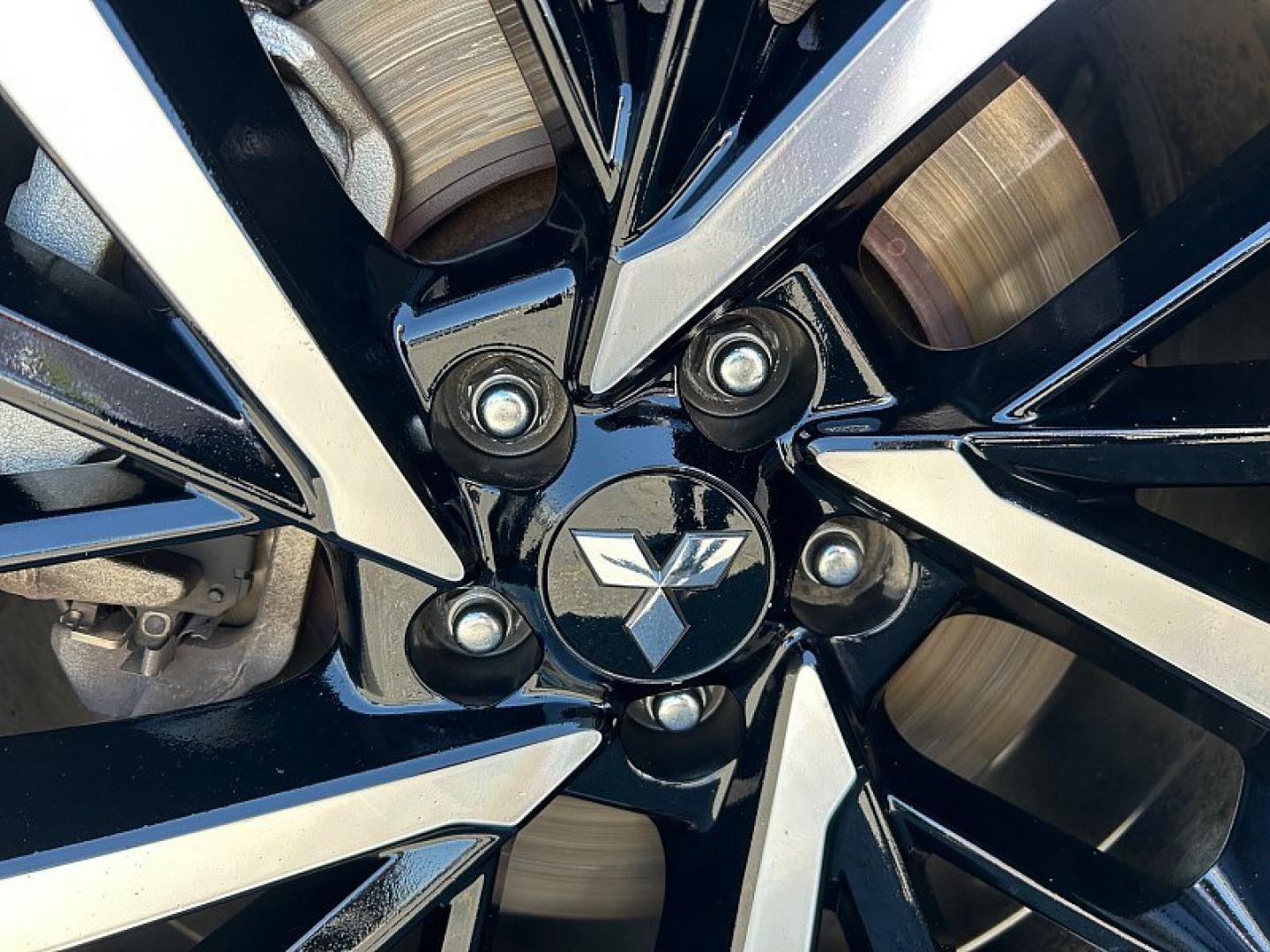 2024 Black Mitsubishi Outlander (JA4J3VA85RZ) with an 4-Cyl 2.5 Liter engine, Automatic CVT transmission, located at 412 Auto Vista Drive, Palmdale, 93551, (661) 945-0620, 34.592636, -118.136681- Photo#15