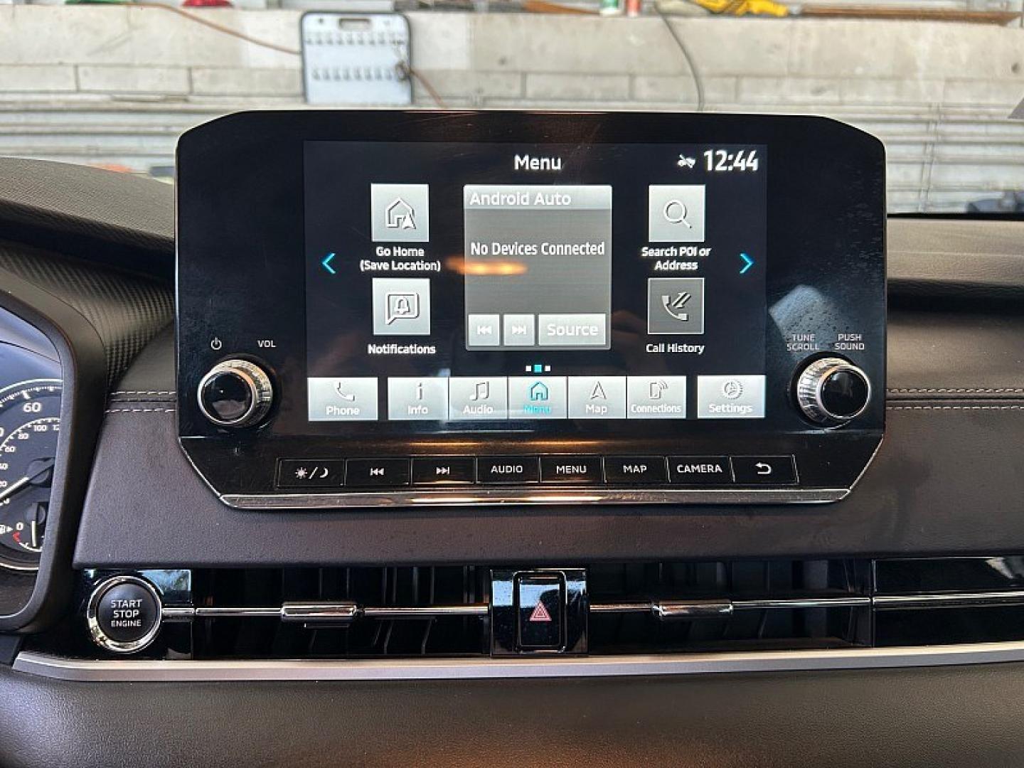 2024 Black Mitsubishi Outlander (JA4J3VA85RZ) with an 4-Cyl 2.5 Liter engine, Automatic CVT transmission, located at 412 Auto Vista Drive, Palmdale, 93551, (661) 945-0620, 34.592636, -118.136681- Photo#24