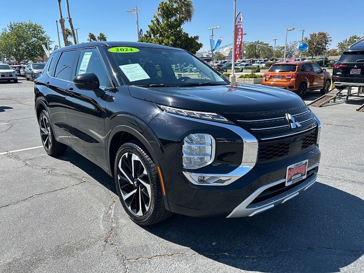 2024 Black Mitsubishi Outlander (JA4J3VA80RZ) with an 4-Cyl 2.5 Liter engine, Automatic CVT transmission, located at 412 Auto Vista Drive, Palmdale, 93551, (661) 945-0620, 34.592636, -118.136681- Photo#0