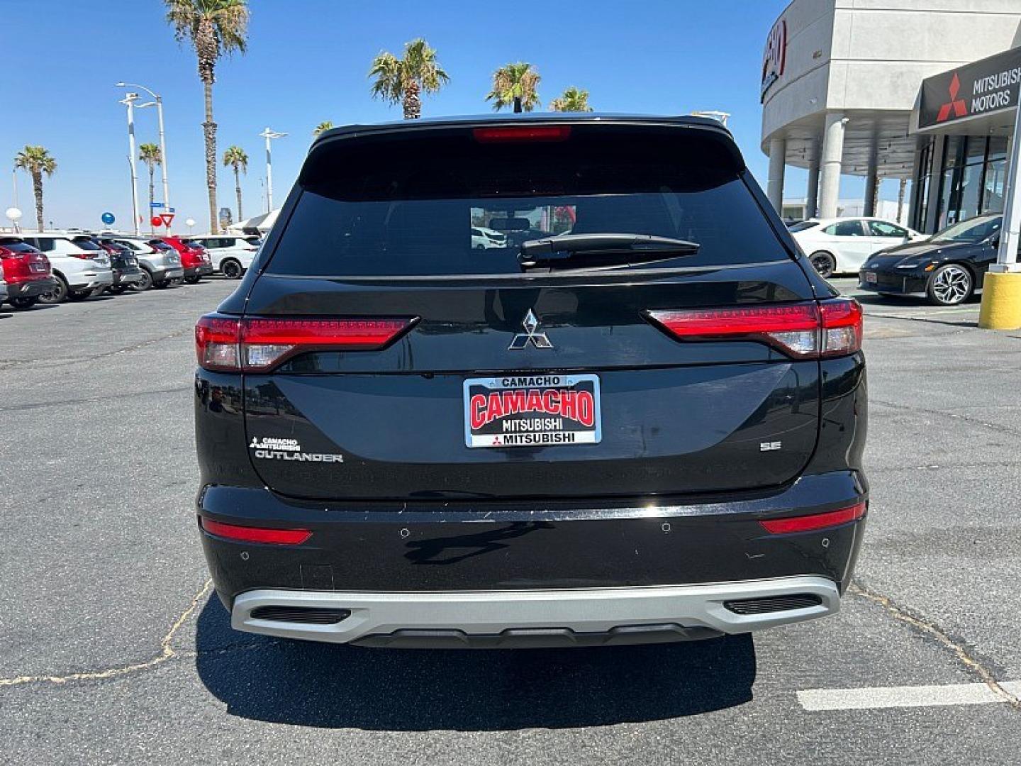 2024 Black Mitsubishi Outlander (JA4J3VA80RZ) with an 4-Cyl 2.5 Liter engine, Automatic CVT transmission, located at 412 Auto Vista Drive, Palmdale, 93551, (661) 945-0620, 34.592636, -118.136681- Photo#1