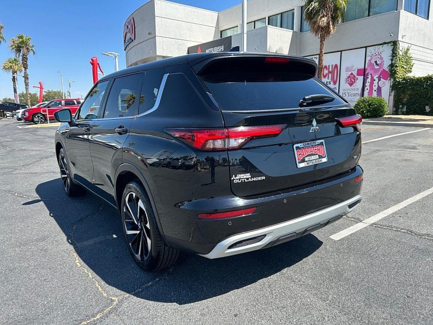 2024 Black Mitsubishi Outlander (JA4J3VA80RZ) with an 4-Cyl 2.5 Liter engine, Automatic CVT transmission, located at 412 Auto Vista Drive, Palmdale, 93551, (661) 945-0620, 34.592636, -118.136681- Photo#2