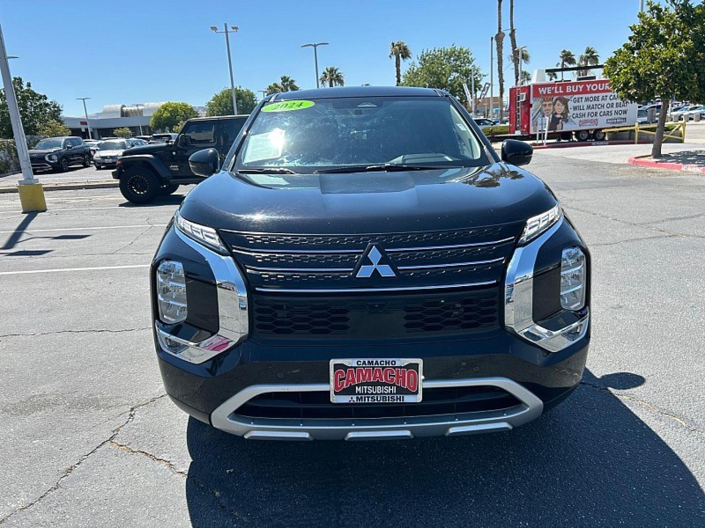2024 Black Mitsubishi Outlander (JA4J3VA80RZ) with an 4-Cyl 2.5 Liter engine, Automatic CVT transmission, located at 412 Auto Vista Drive, Palmdale, 93551, (661) 945-0620, 34.592636, -118.136681- Photo#5