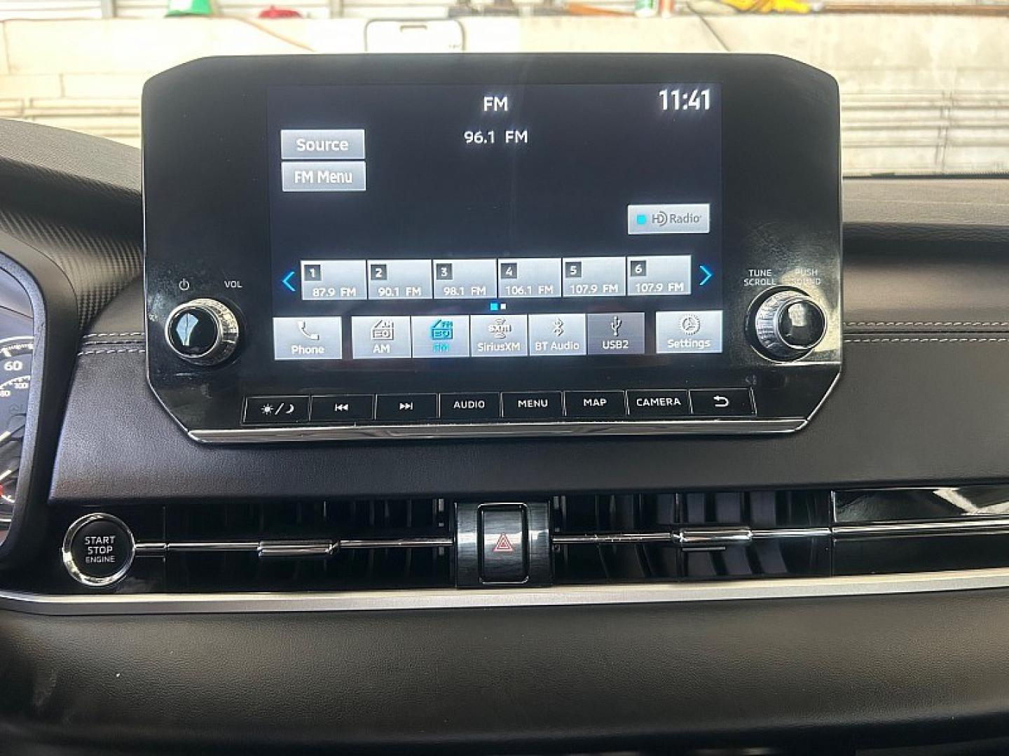 2024 White Mitsubishi Outlander (JA4J4VA82RZ) with an 4-Cyl 2.5 Liter engine, Automatic CVT transmission, located at 412 Auto Vista Drive, Palmdale, 93551, (661) 945-0620, 34.592636, -118.136681- Photo#23