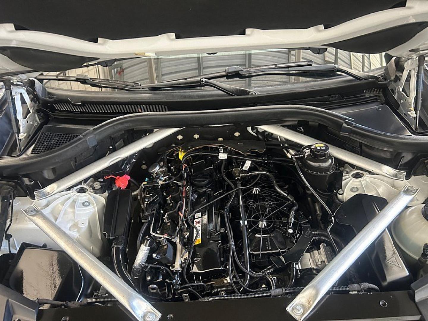 2024 White Mitsubishi Outlander (JA4J4VA82RZ) with an 4-Cyl 2.5 Liter engine, Automatic CVT transmission, located at 412 Auto Vista Drive, Palmdale, 93551, (661) 945-0620, 34.592636, -118.136681- Photo#31