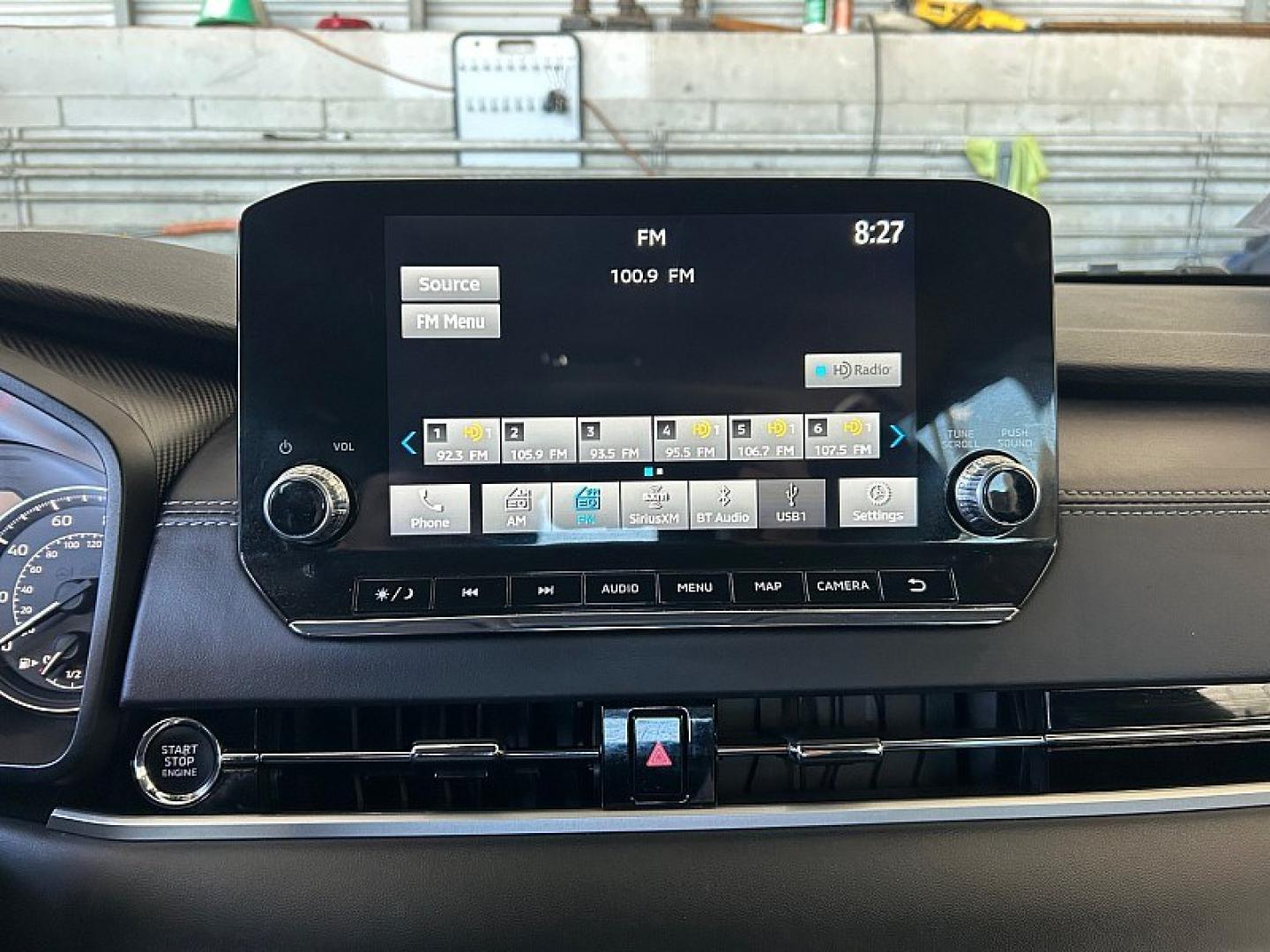 2024 blue Mitsubishi Outlander (JA4J4VA8XRZ) with an 4-Cyl 2.5 Liter engine, Automatic CVT transmission, located at 412 Auto Vista Drive, Palmdale, 93551, (661) 945-0620, 34.592636, -118.136681- Photo#20