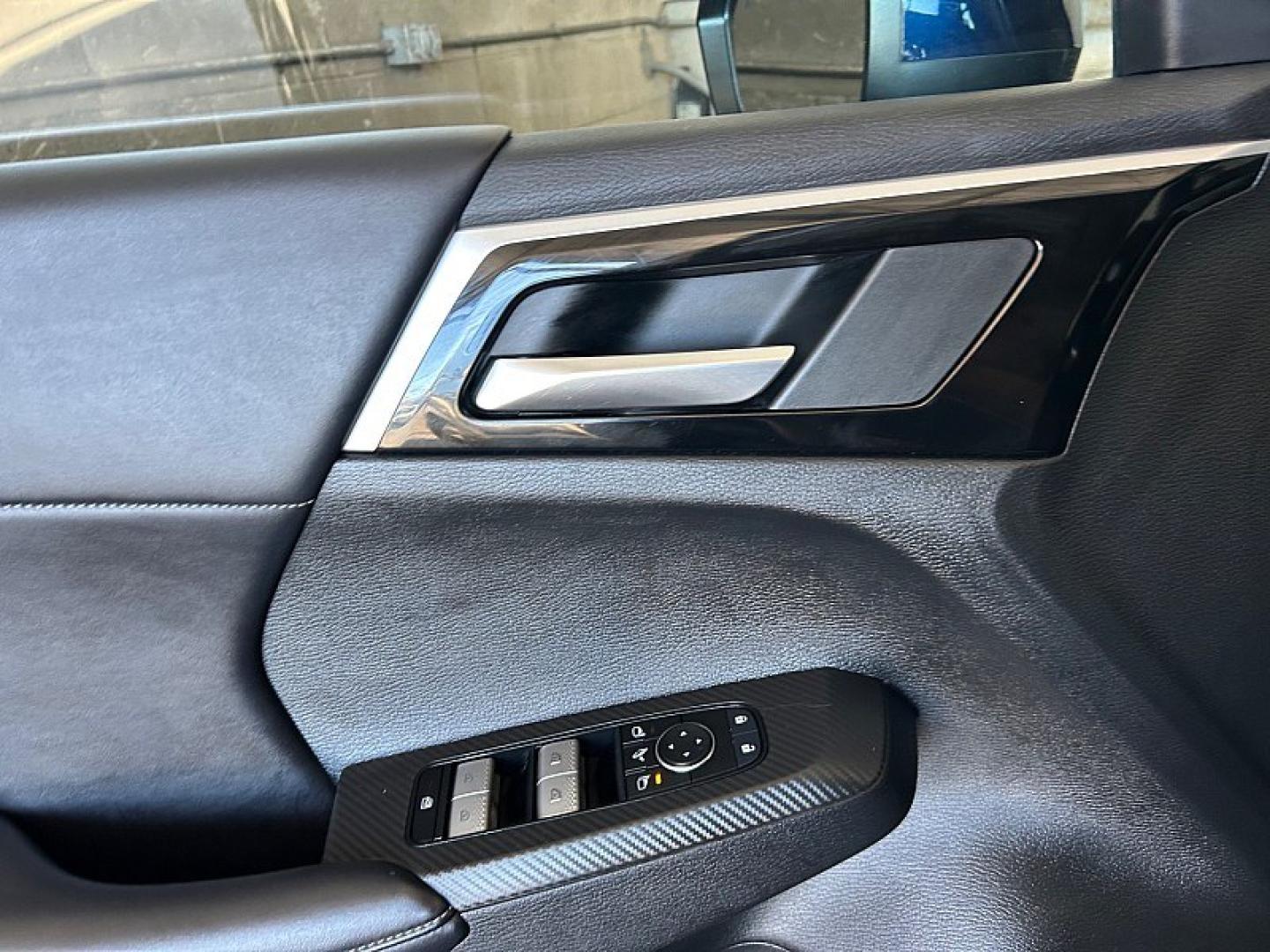 2024 blue Mitsubishi Outlander (JA4J4VA8XRZ) with an 4-Cyl 2.5 Liter engine, Automatic CVT transmission, located at 412 Auto Vista Drive, Palmdale, 93551, (661) 945-0620, 34.592636, -118.136681- Photo#24