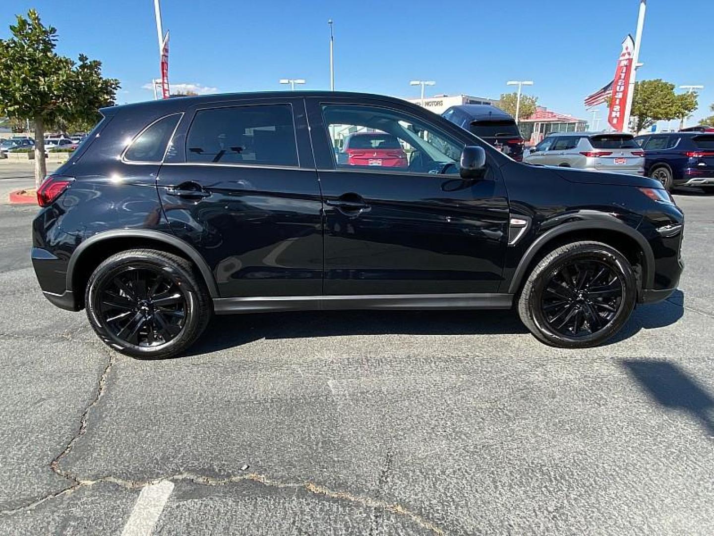 2024 BLACK Mitsubishi Outlander Sport (JA4ARUAU3RU) with an 4-Cyl 2.0 Liter engine, Automatic CVT transmission, located at 412 Auto Vista Drive, Palmdale, 93551, (661) 945-0620, 34.592636, -118.136681 - Photo#7