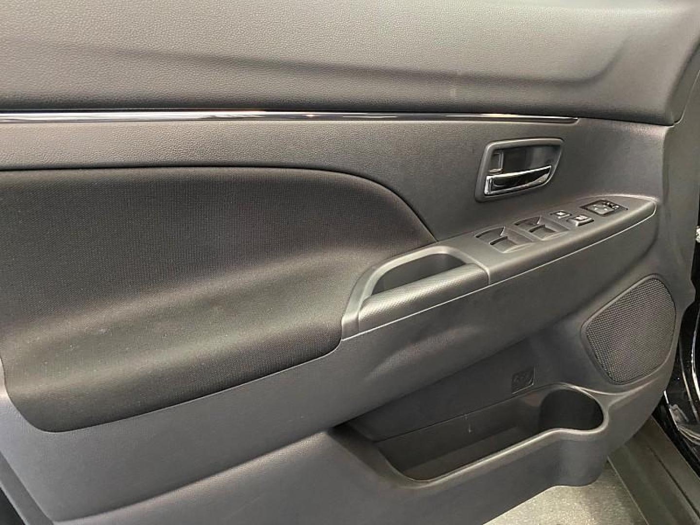 2024 BLACK Mitsubishi Outlander Sport (JA4ARUAU3RU) with an 4-Cyl 2.0 Liter engine, Automatic CVT transmission, located at 412 Auto Vista Drive, Palmdale, 93551, (661) 945-0620, 34.592636, -118.136681 - Photo#8