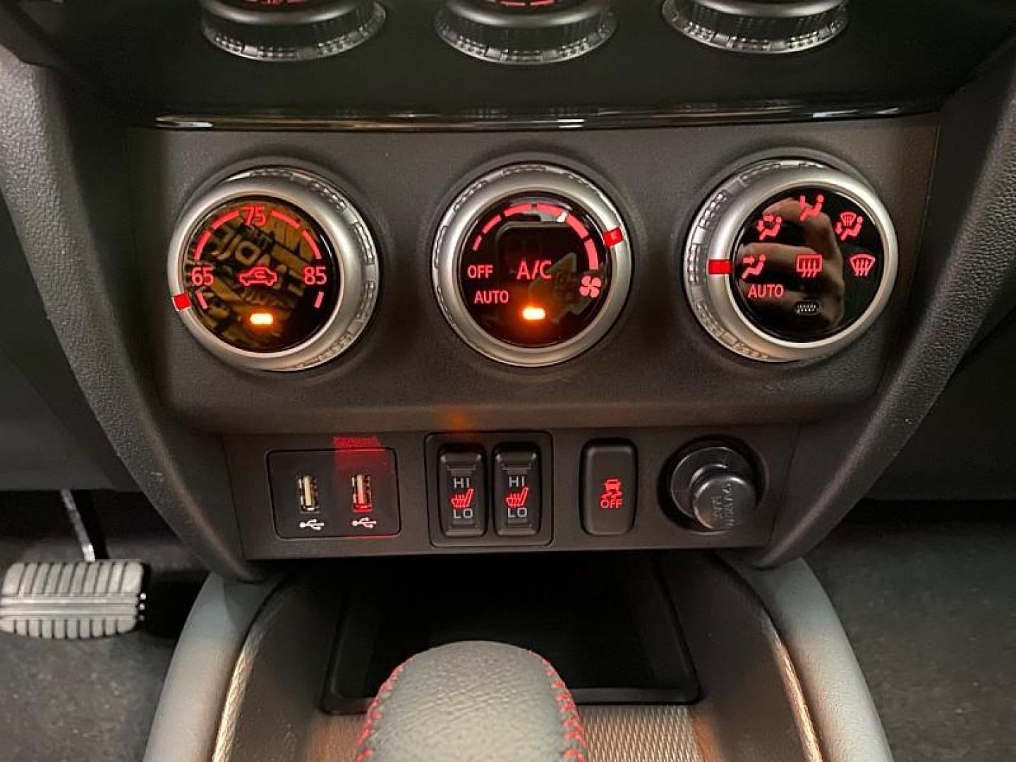 2024 BLACK Mitsubishi Outlander Sport (JA4ARUAU3RU) with an 4-Cyl 2.0 Liter engine, Automatic CVT transmission, located at 412 Auto Vista Drive, Palmdale, 93551, (661) 945-0620, 34.592636, -118.136681 - Photo#13