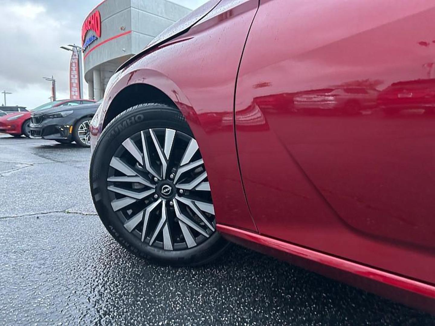 2024 RED Nissan Altima (1N4BL4DV7RN) with an 4-Cyl 2.5 Liter engine, Automatic Xtronic CVT transmission, located at 412 Auto Vista Drive, Palmdale, 93551, (661) 945-0620, 34.592636, -118.136681 - Photo#12