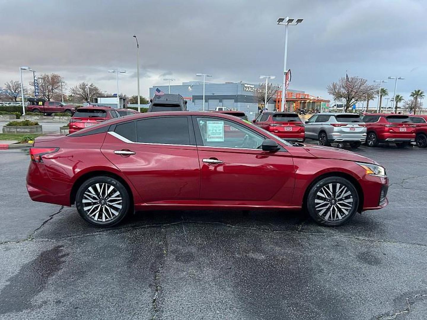 2024 RED Nissan Altima (1N4BL4DV7RN) with an 4-Cyl 2.5 Liter engine, Automatic Xtronic CVT transmission, located at 412 Auto Vista Drive, Palmdale, 93551, (661) 945-0620, 34.592636, -118.136681 - Photo#9