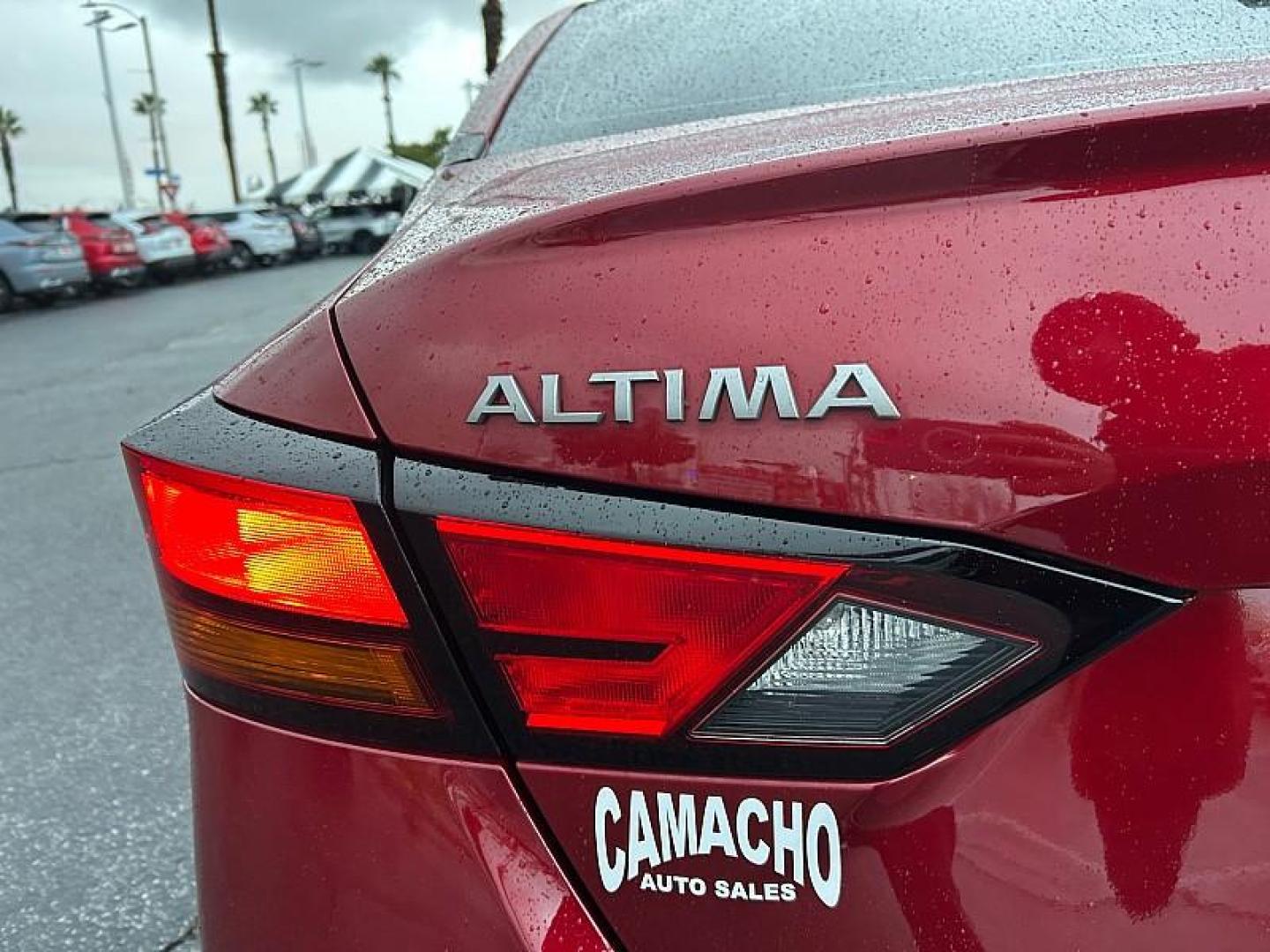 2024 RED Nissan Altima (1N4BL4DV7RN) with an 4-Cyl 2.5 Liter engine, Automatic Xtronic CVT transmission, located at 412 Auto Vista Drive, Palmdale, 93551, (661) 945-0620, 34.592636, -118.136681 - Photo#10