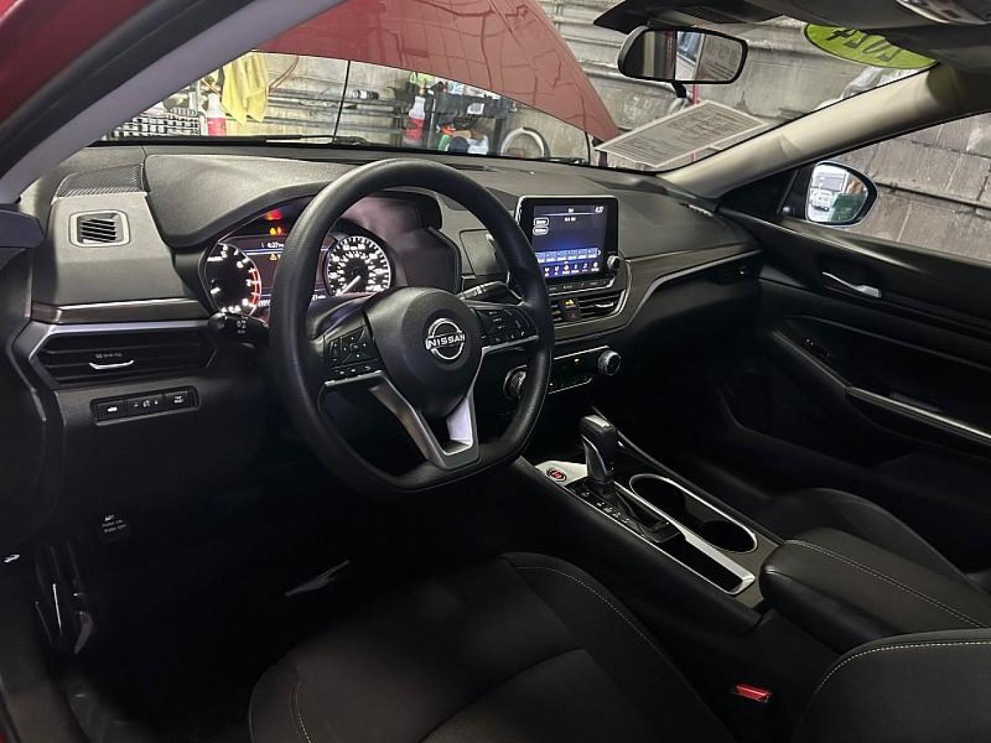 2024 RED Nissan Altima (1N4BL4DV7RN) with an 4-Cyl 2.5 Liter engine, Automatic Xtronic CVT transmission, located at 412 Auto Vista Drive, Palmdale, 93551, (661) 945-0620, 34.592636, -118.136681 - Photo#17