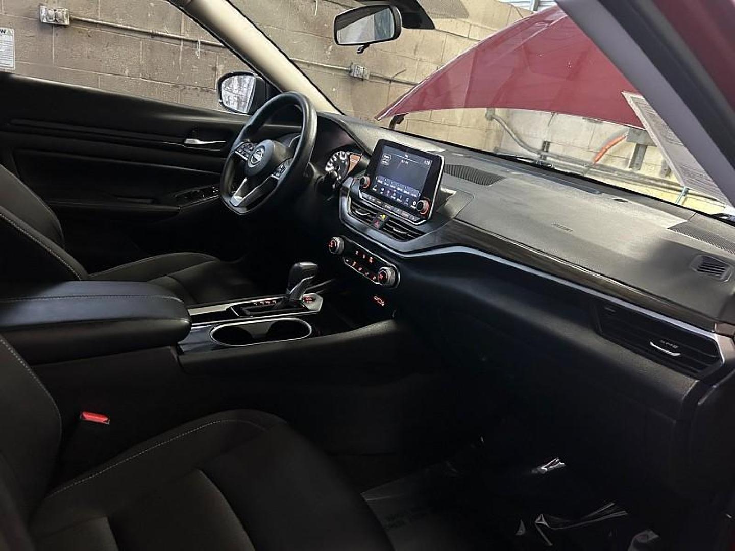 2024 RED Nissan Altima (1N4BL4DV7RN) with an 4-Cyl 2.5 Liter engine, Automatic Xtronic CVT transmission, located at 412 Auto Vista Drive, Palmdale, 93551, (661) 945-0620, 34.592636, -118.136681 - Photo#27