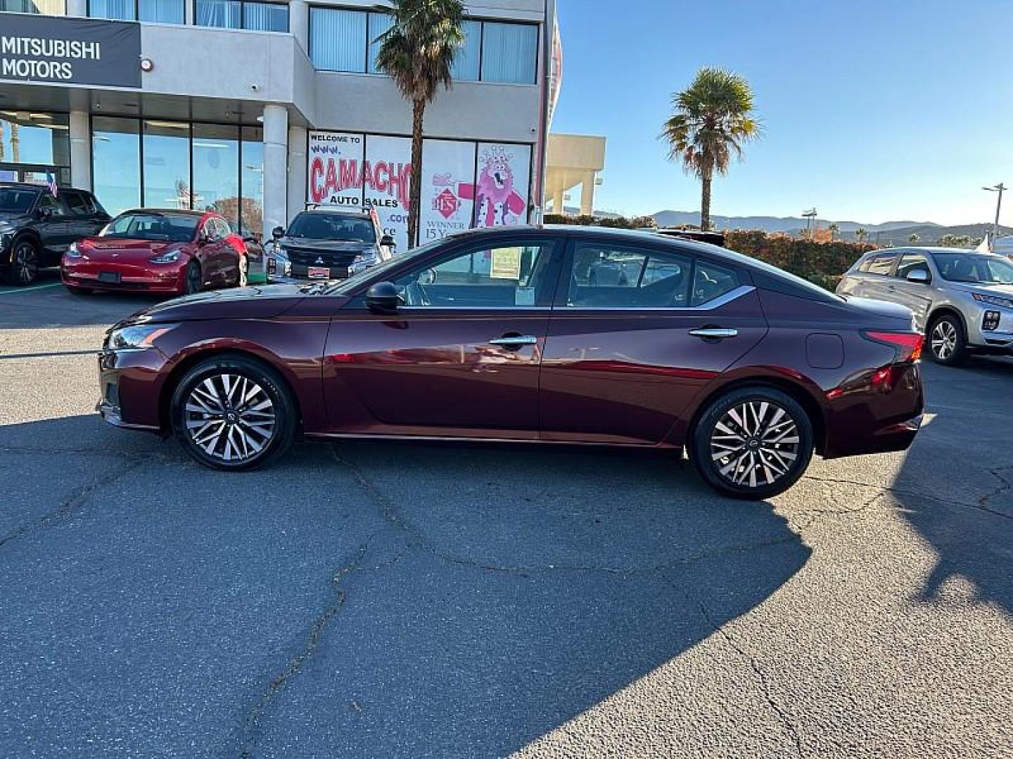 2024 RED Nissan Altima (1N4BL4DV7RN) with an 4-Cyl 2.5 Liter engine, Automatic Xtronic CVT transmission, located at 412 Auto Vista Drive, Palmdale, 93551, (661) 945-0620, 34.592636, -118.136681 - Photo#3