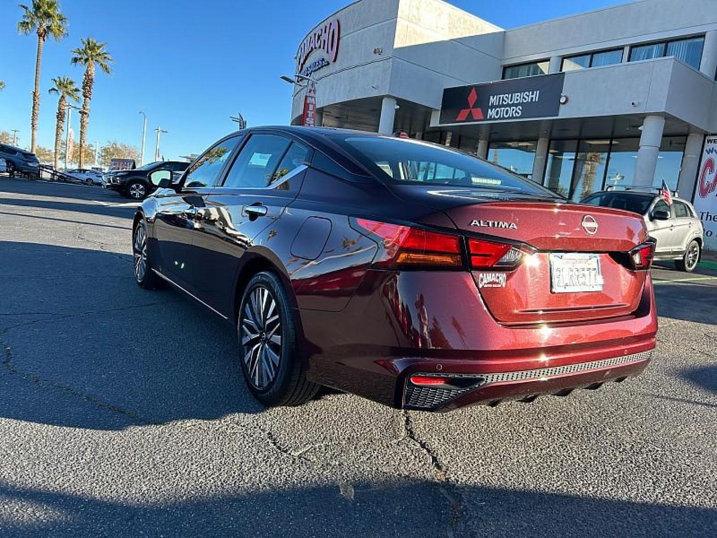 2024 RED Nissan Altima (1N4BL4DV7RN) with an 4-Cyl 2.5 Liter engine, Automatic Xtronic CVT transmission, located at 412 Auto Vista Drive, Palmdale, 93551, (661) 945-0620, 34.592636, -118.136681 - Photo#8