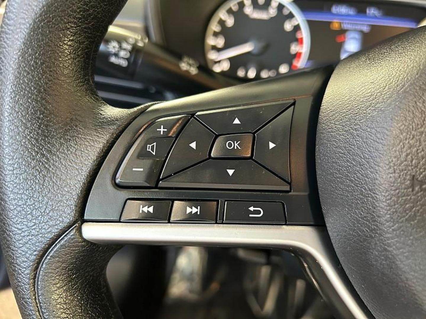 2024 RED Nissan Altima (1N4BL4DV7RN) with an 4-Cyl 2.5 Liter engine, Automatic Xtronic CVT transmission, located at 412 Auto Vista Drive, Palmdale, 93551, (661) 945-0620, 34.592636, -118.136681 - Photo#24