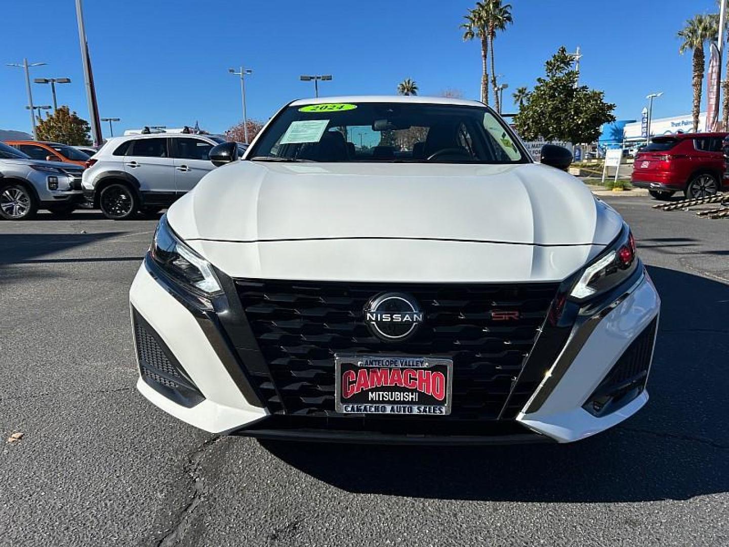 2024 WHITE Nissan Altima (1N4BL4CVXRN) with an 4-Cyl 2.5 Liter engine, Automatic Xtronic CVT transmission, located at 412 Auto Vista Drive, Palmdale, 93551, (661) 945-0620, 34.592636, -118.136681 - Photo#2