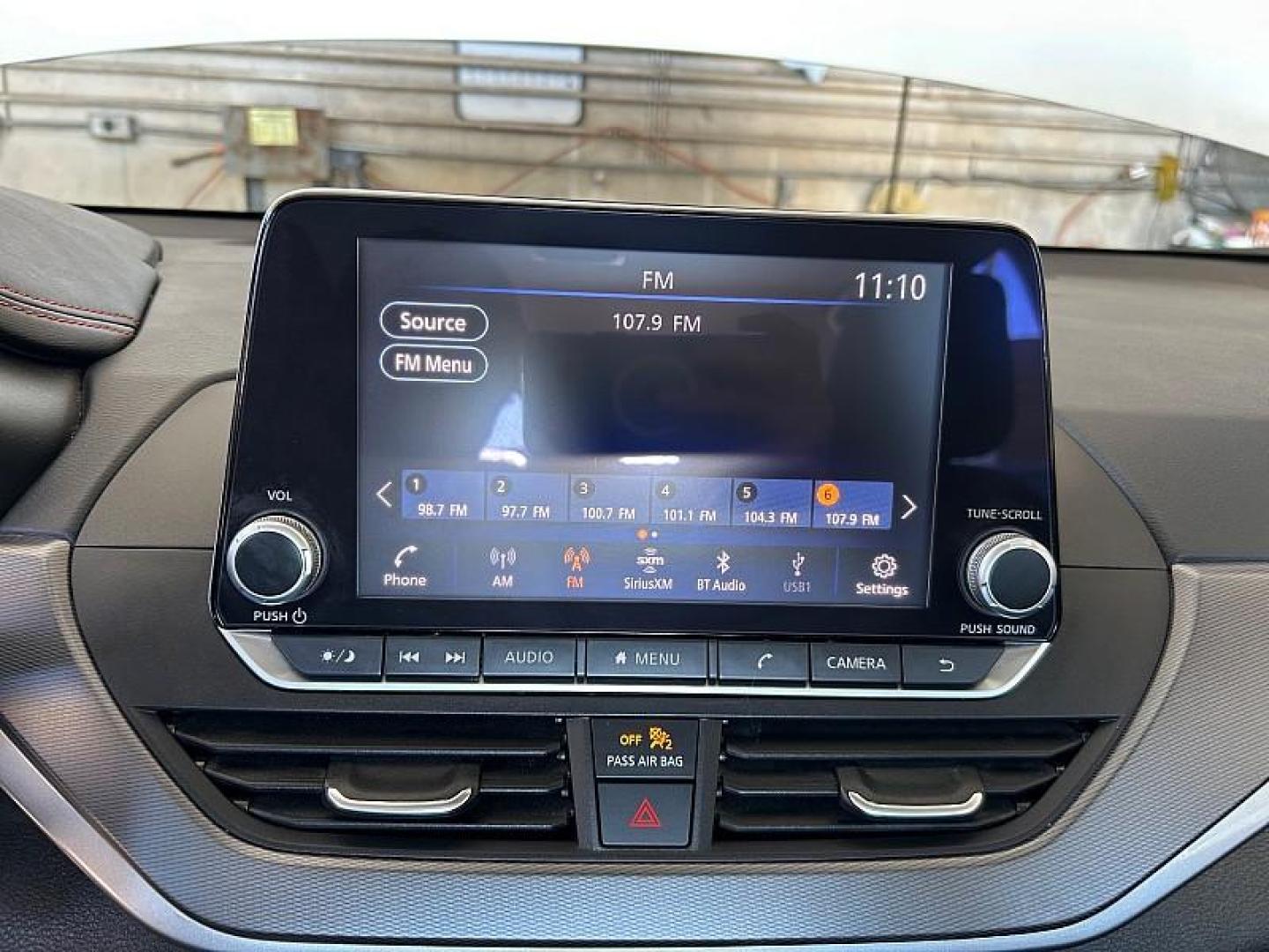 2024 WHITE Nissan Altima (1N4BL4CVXRN) with an 4-Cyl 2.5 Liter engine, Automatic Xtronic CVT transmission, located at 412 Auto Vista Drive, Palmdale, 93551, (661) 945-0620, 34.592636, -118.136681 - Photo#23