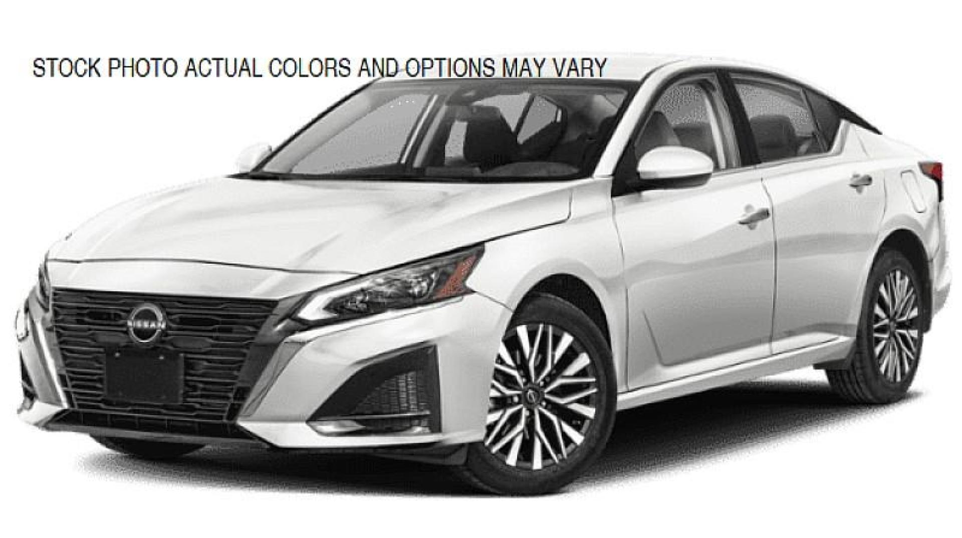 2024 WHITE Nissan Altima (1N4BL4DV4RN) with an 4-Cyl 2.5 Liter engine, Automatic Xtronic CVT transmission, located at 412 Auto Vista Drive, Palmdale, 93551, (661) 945-0620, 34.592636, -118.136681- Photo#0