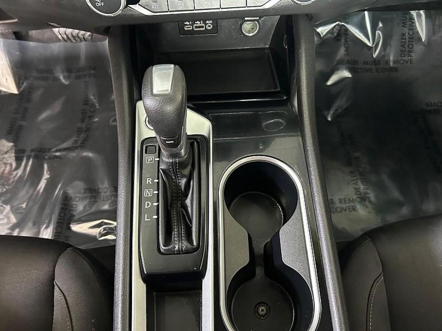 2024 RED Nissan Altima (1N4BL4DV2RN) with an 4-Cyl 2.5 Liter engine, Automatic Xtronic CVT transmission, located at 412 Auto Vista Drive, Palmdale, 93551, (661) 945-0620, 34.592636, -118.136681 - Photo#10