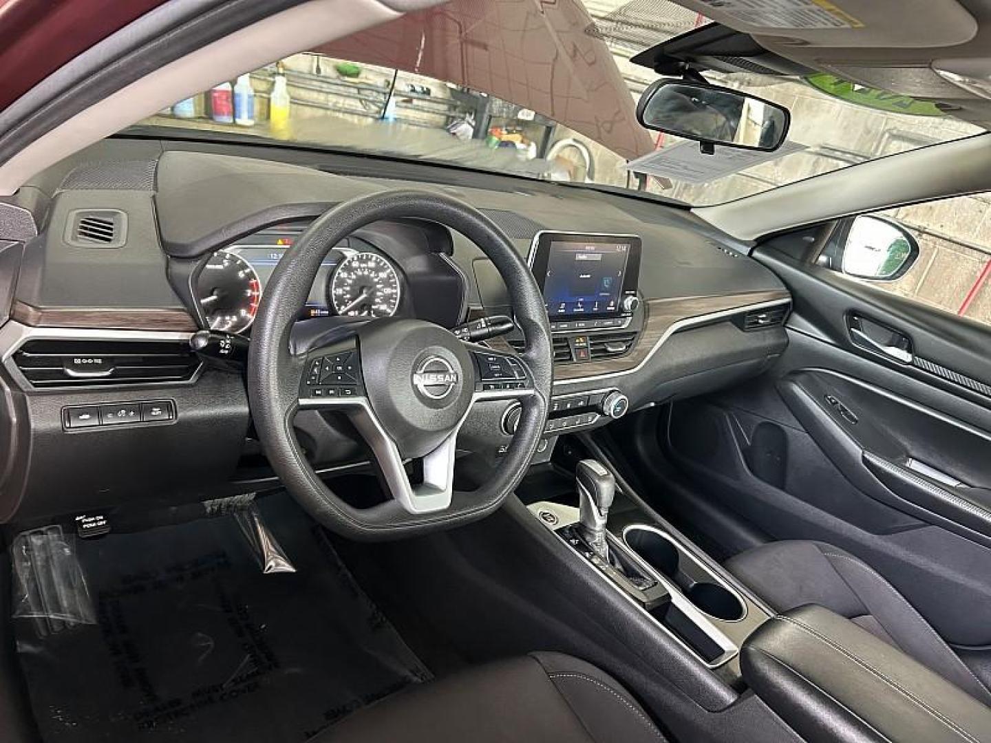 2024 RED Nissan Altima (1N4BL4DV2RN) with an 4-Cyl 2.5 Liter engine, Automatic Xtronic CVT transmission, located at 412 Auto Vista Drive, Palmdale, 93551, (661) 945-0620, 34.592636, -118.136681 - Photo#14