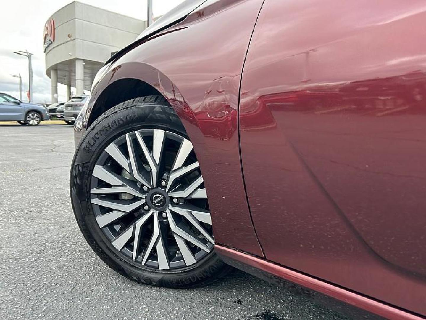 2024 RED Nissan Altima (1N4BL4DV2RN) with an 4-Cyl 2.5 Liter engine, Automatic Xtronic CVT transmission, located at 412 Auto Vista Drive, Palmdale, 93551, (661) 945-0620, 34.592636, -118.136681 - Photo#16