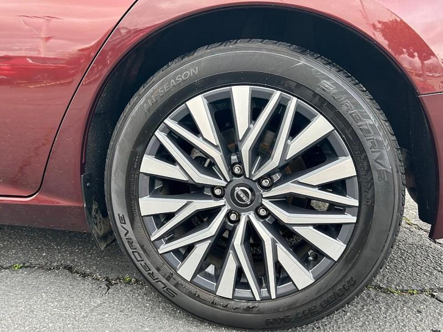 2024 RED Nissan Altima (1N4BL4DV2RN) with an 4-Cyl 2.5 Liter engine, Automatic Xtronic CVT transmission, located at 412 Auto Vista Drive, Palmdale, 93551, (661) 945-0620, 34.592636, -118.136681 - Photo#19