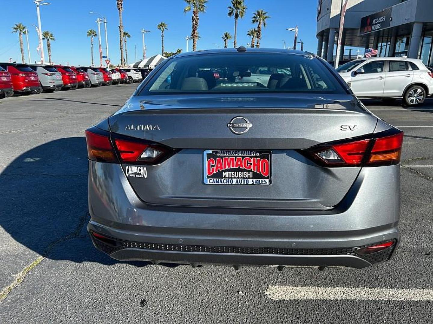 2024 GRAY Nissan Altima (1N4BL4DV3RN) with an 4-Cyl 2.5 Liter engine, Automatic Xtronic CVT transmission, located at 412 Auto Vista Drive, Palmdale, 93551, (661) 945-0620, 34.592636, -118.136681 - Photo#2