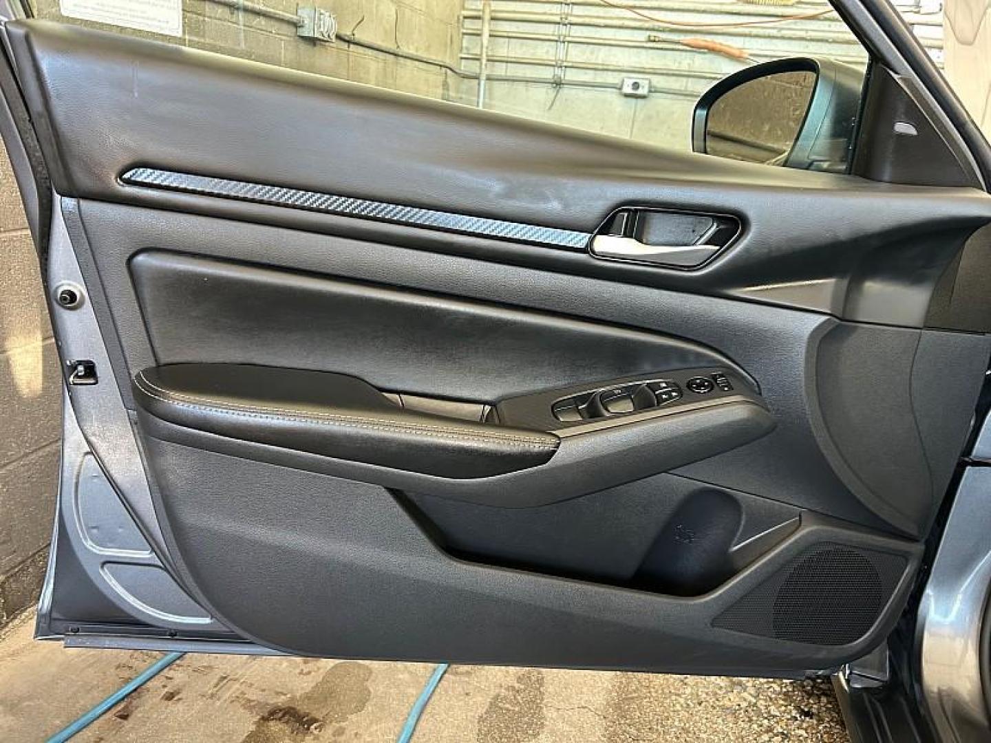 2024 GRAY Nissan Altima (1N4BL4DV3RN) with an 4-Cyl 2.5 Liter engine, Automatic Xtronic CVT transmission, located at 412 Auto Vista Drive, Palmdale, 93551, (661) 945-0620, 34.592636, -118.136681 - Photo#16