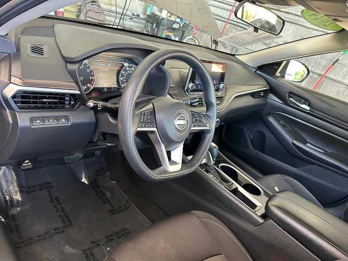 2024 GRAY Nissan Altima (1N4BL4DV3RN) with an 4-Cyl 2.5 Liter engine, Automatic Xtronic CVT transmission, located at 412 Auto Vista Drive, Palmdale, 93551, (661) 945-0620, 34.592636, -118.136681 - Photo#21