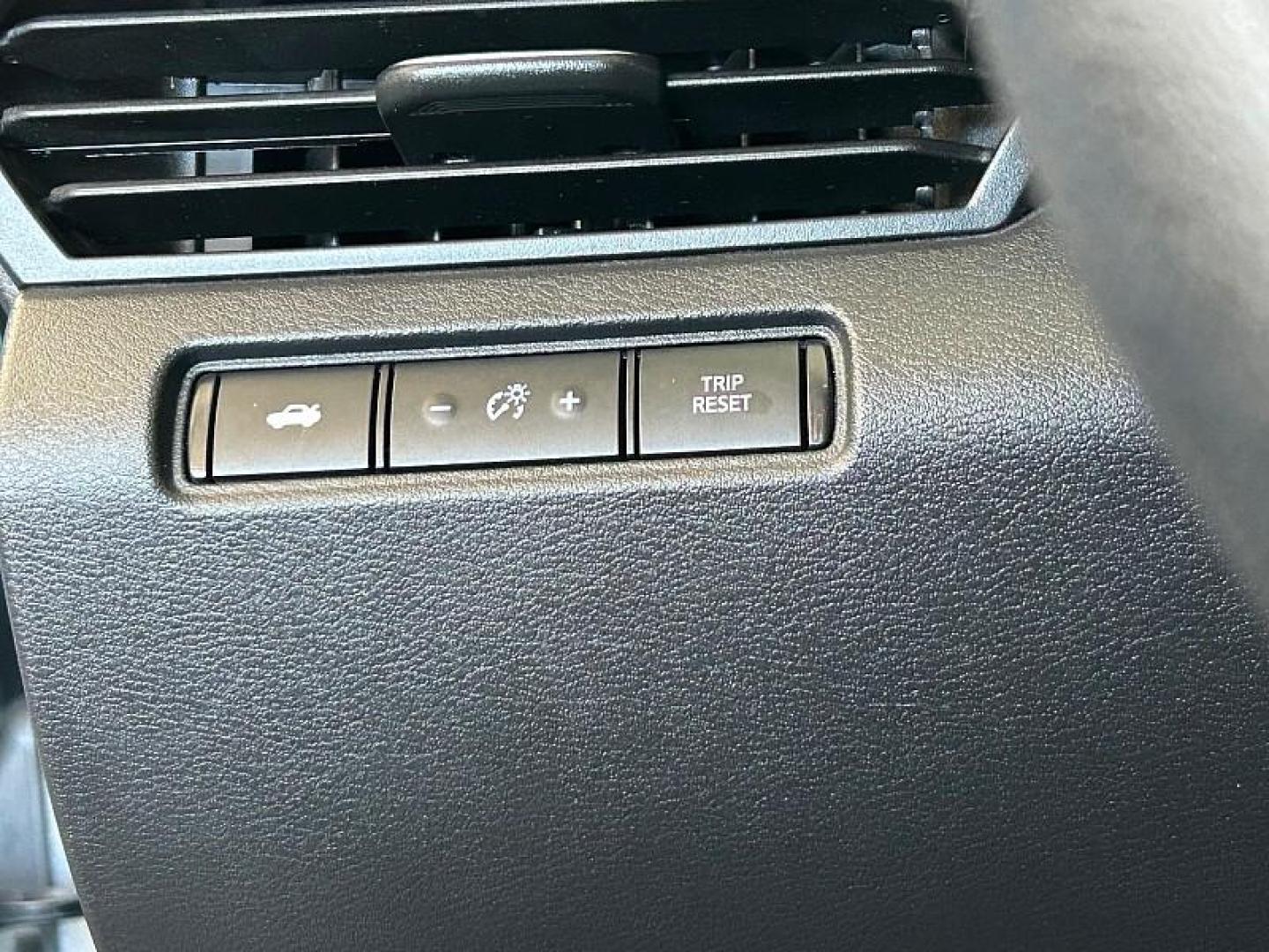 2024 GRAY Nissan Altima (1N4BL4DV3RN) with an 4-Cyl 2.5 Liter engine, Automatic Xtronic CVT transmission, located at 412 Auto Vista Drive, Palmdale, 93551, (661) 945-0620, 34.592636, -118.136681 - Photo#22