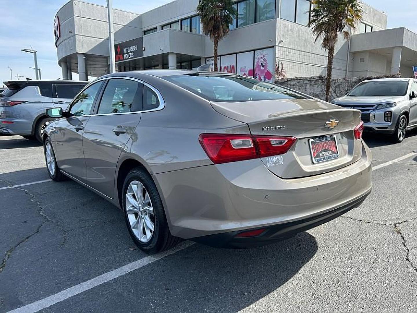2024 SILVER Nissan Altima (1N4BL4DV3RN) with an 4-Cyl 2.5 Liter engine, Automatic Xtronic CVT transmission, located at 412 Auto Vista Drive, Palmdale, 93551, (661) 945-0620, 34.592636, -118.136681 - Photo#8