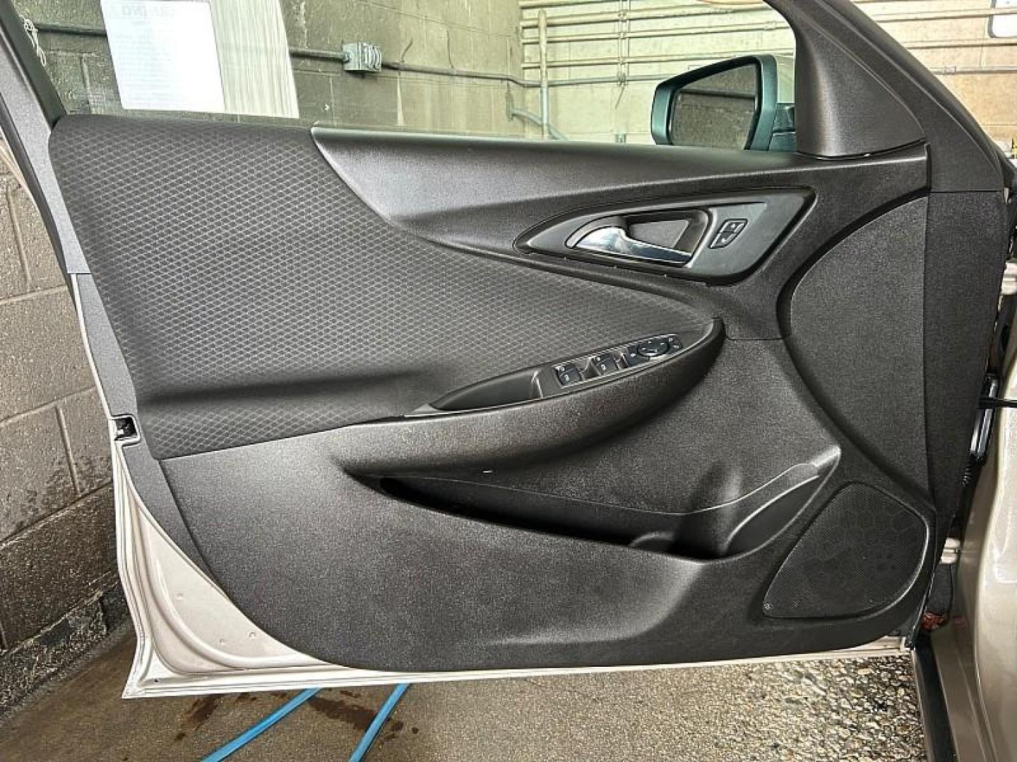 2024 SILVER Nissan Altima (1N4BL4DV3RN) with an 4-Cyl 2.5 Liter engine, Automatic Xtronic CVT transmission, located at 412 Auto Vista Drive, Palmdale, 93551, (661) 945-0620, 34.592636, -118.136681 - Photo#43