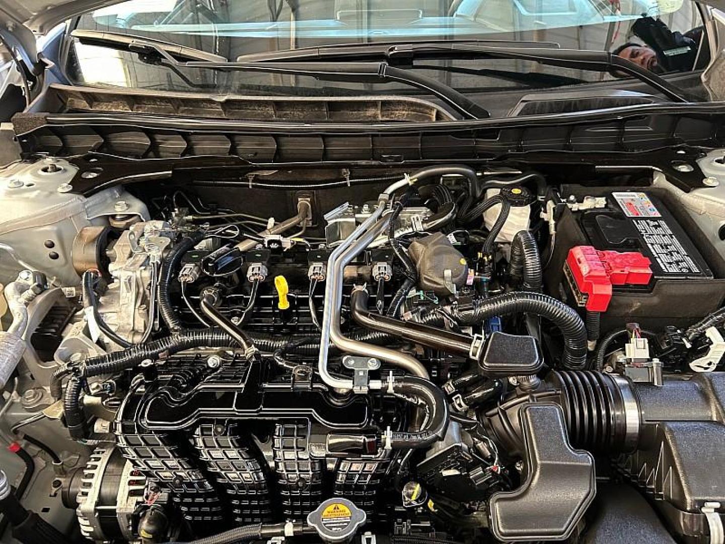 2024 SILVER Nissan Altima (1N4BL4DV3RN) with an 4-Cyl 2.5 Liter engine, Automatic Xtronic CVT transmission, located at 412 Auto Vista Drive, Palmdale, 93551, (661) 945-0620, 34.592636, -118.136681 - Photo#62