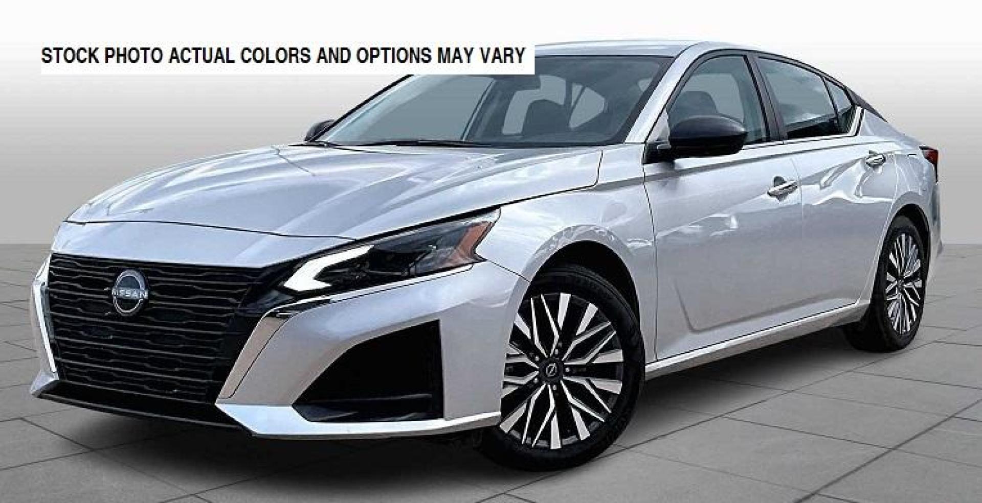 2024 SILVER Nissan Altima (1N4BL4DV2RN) with an 4-Cyl 2.5 Liter engine, Automatic Xtronic CVT transmission, located at 412 Auto Vista Drive, Palmdale, 93551, (661) 945-0620, 34.592636, -118.136681 - Photo#1