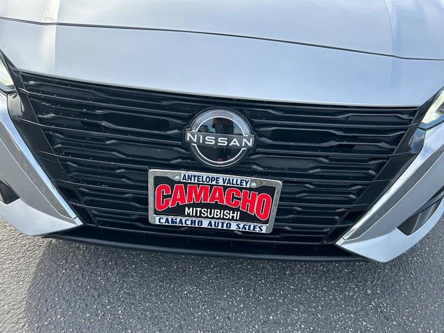 2024 SILVER Nissan Altima (1N4BL4DV2RN) with an 4-Cyl 2.5 Liter engine, Automatic Xtronic CVT transmission, located at 412 Auto Vista Drive, Palmdale, 93551, (661) 945-0620, 34.592636, -118.136681 - Photo#13