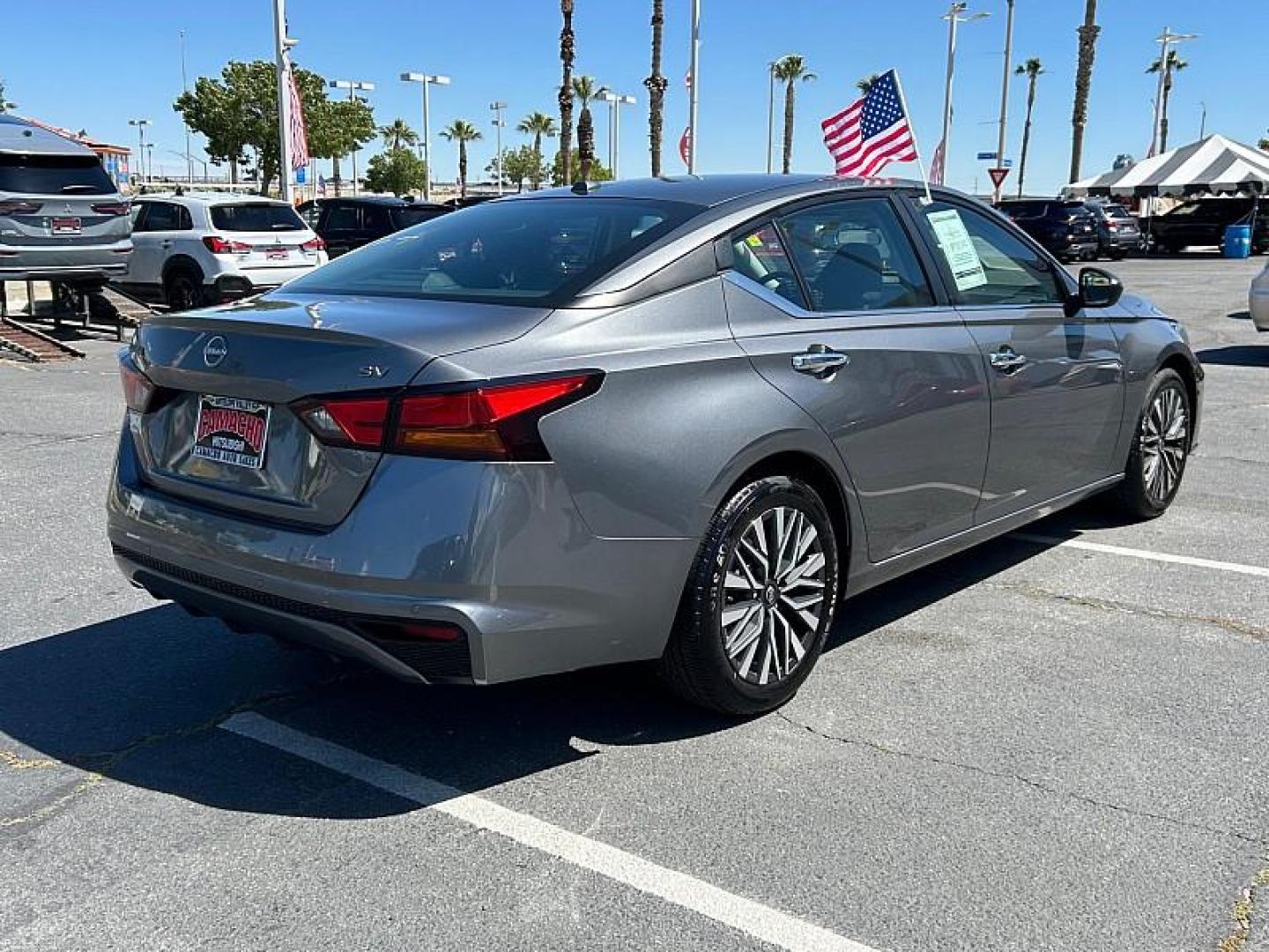 2024 GRAY Nissan Altima (1N4BL4DV5RN) with an 4-Cyl 2.5 Liter engine, Automatic Xtronic CVT transmission, located at 412 Auto Vista Drive, Palmdale, 93551, (661) 945-0620, 34.592636, -118.136681 - Photo#6